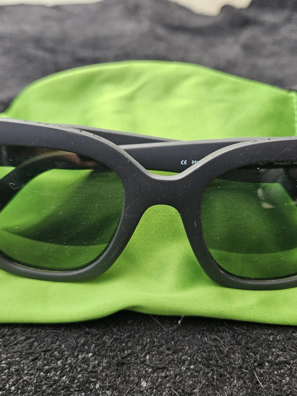 TOMS Sydney - Black Sunglasses with Green Lenses , Traveler Collection NWOT